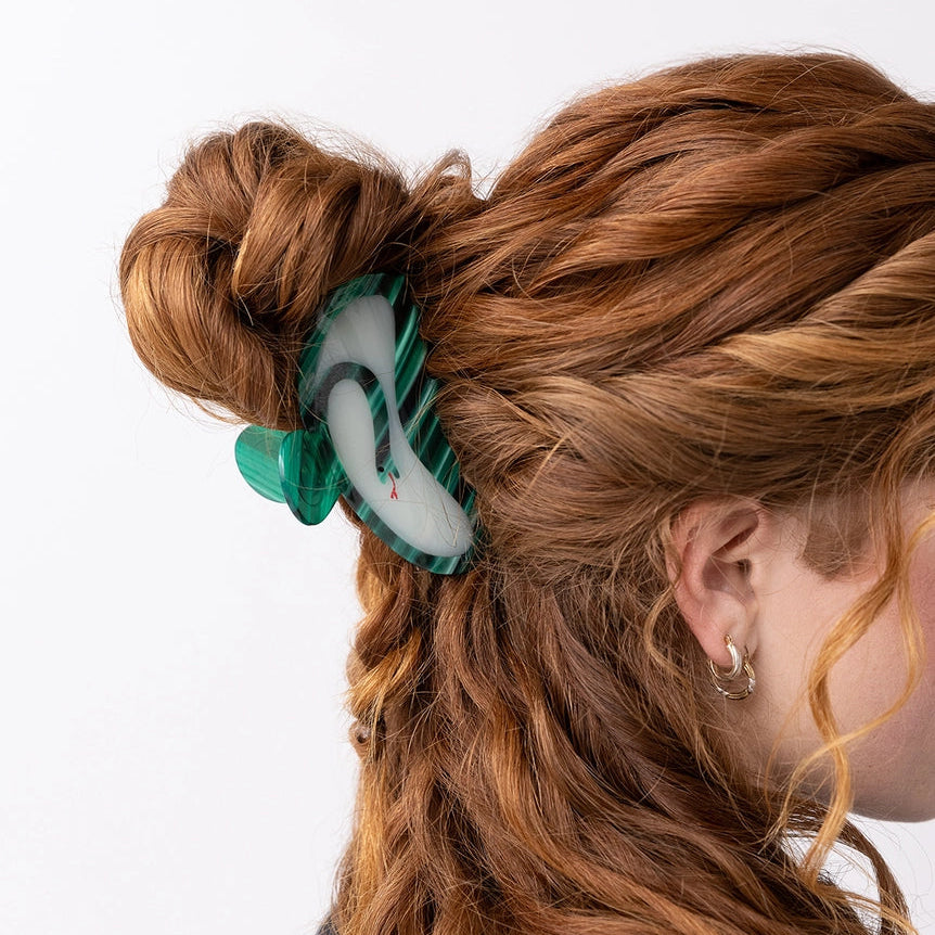 Serpent Hair Claw